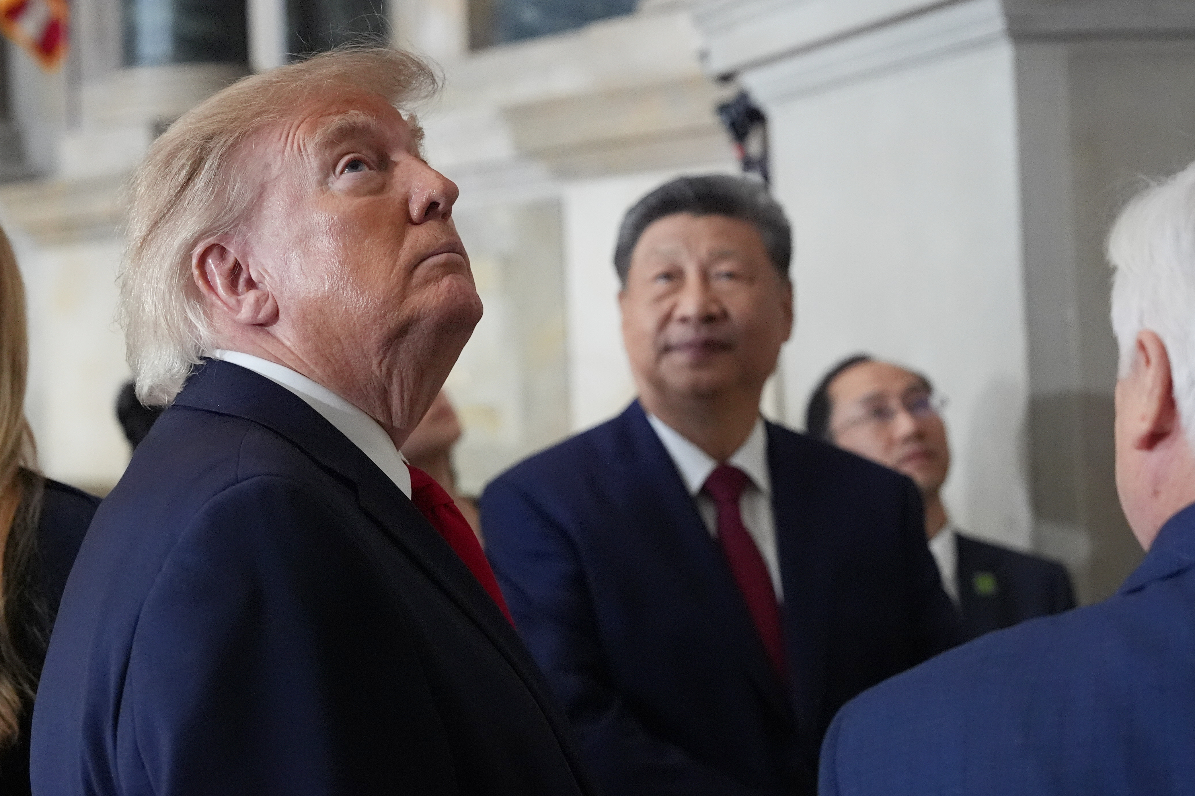 习近平与特朗普在会晤中(图源:ABC News)